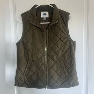 Lightweight Quilted Vest